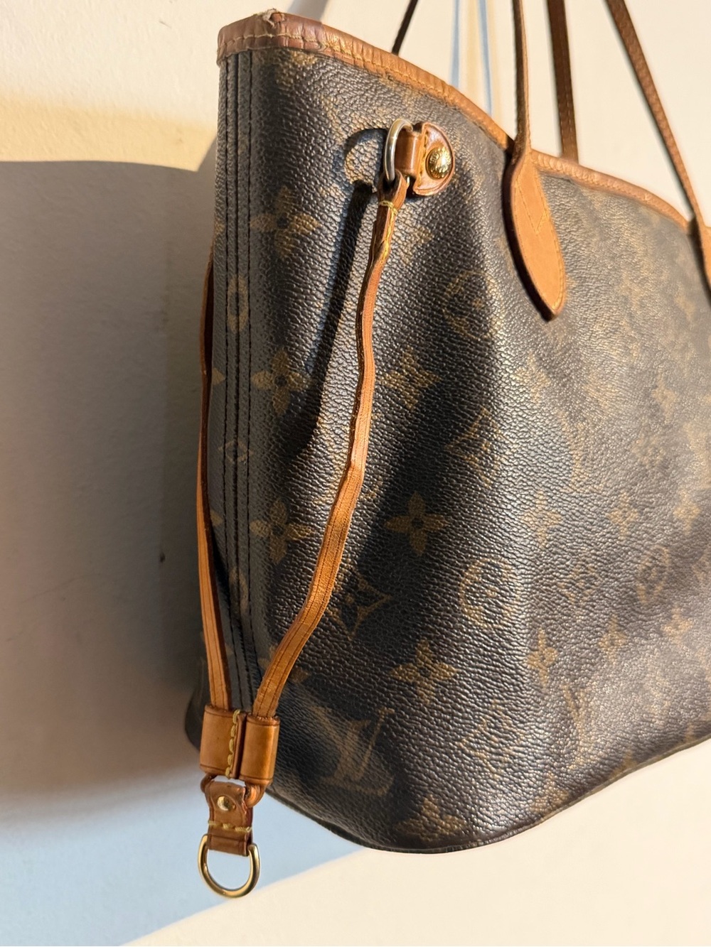 Louis Vuitton Monogram Neverfull PM Canvas Tote with Tan Trim - Picture 6 of 14